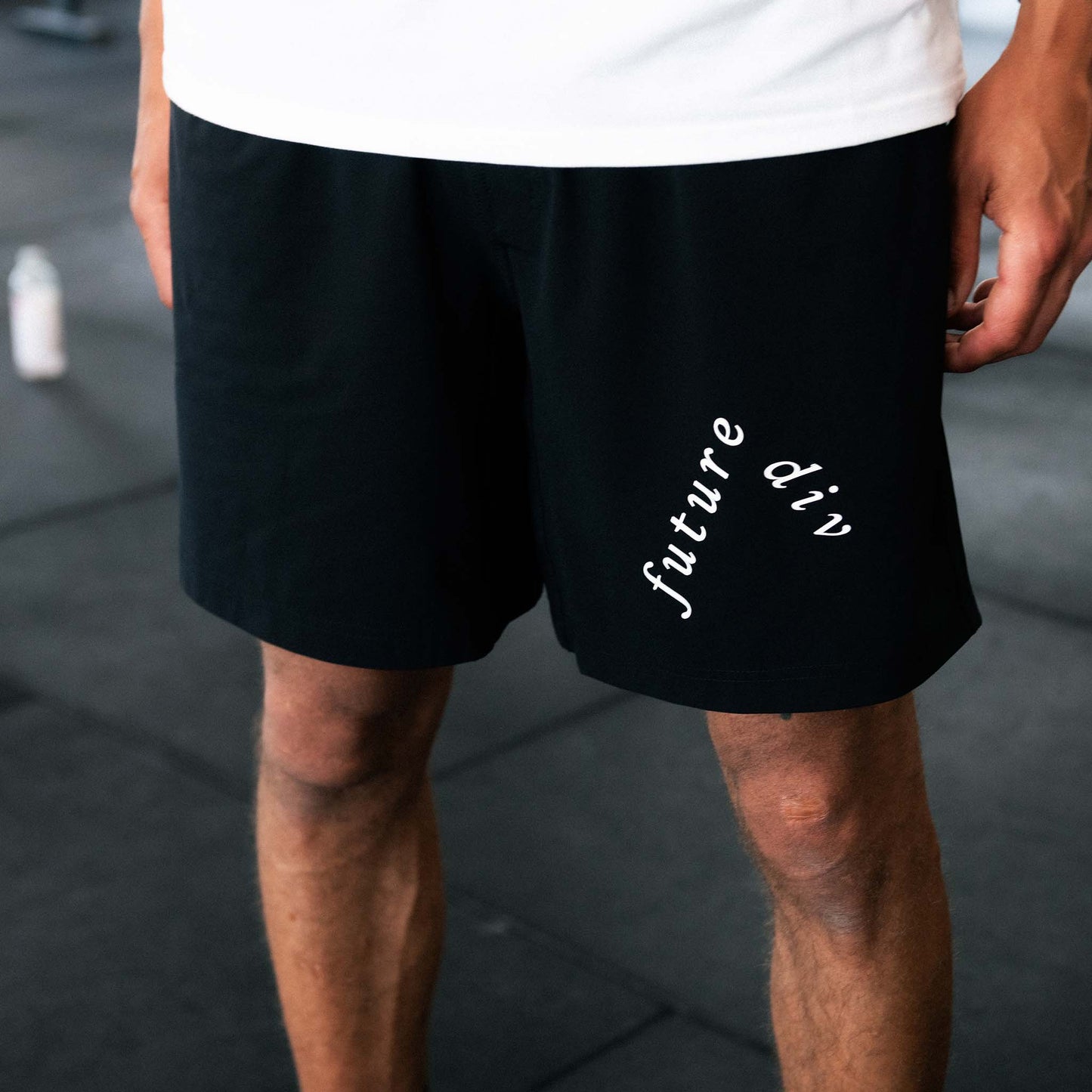 PERFORMANCE TRAINING SHORTS - BLACK